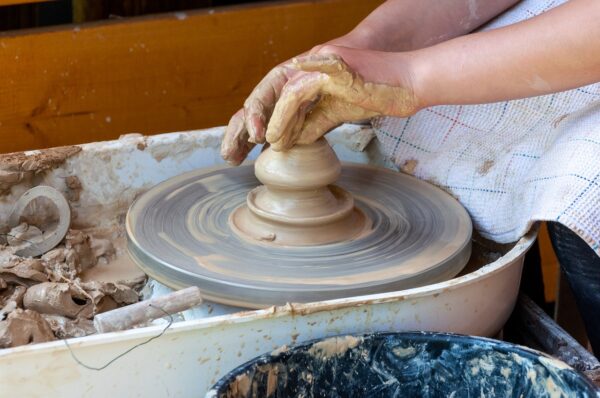 pottery, craft, hobby-8026824.jpg